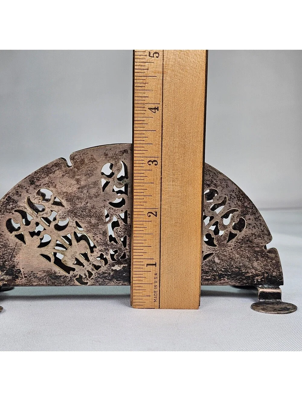Vintage Silver Plated Fan Napkin Holder Filigree Ornate Metal Letter Caddy 6.5